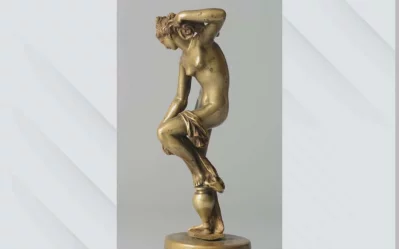 Venus after Bath, a bronze made sculpture by Bologna Giovanni, an Italian Rennaisaunce sculptor. Photo: Dhaka Tribune