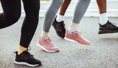 'Rucking' Is The Walking Trend You Need To Try. Here's Why.