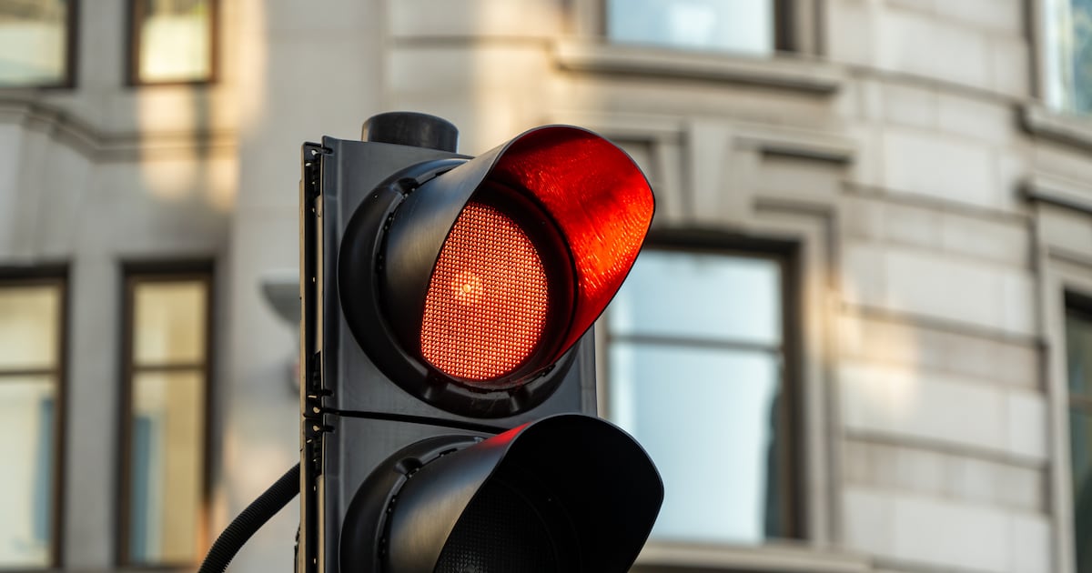 Plan for cameras to catch motorists breaking red lights in Dublin is shelved – The Irish Times