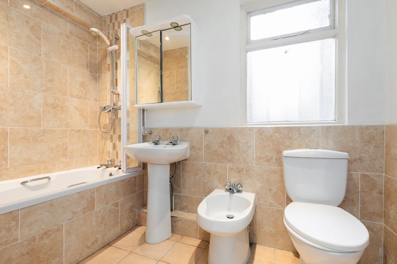 The apartment's bathroom