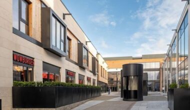 Blow to Wicklow shopping centre as Wowburger closes its doors