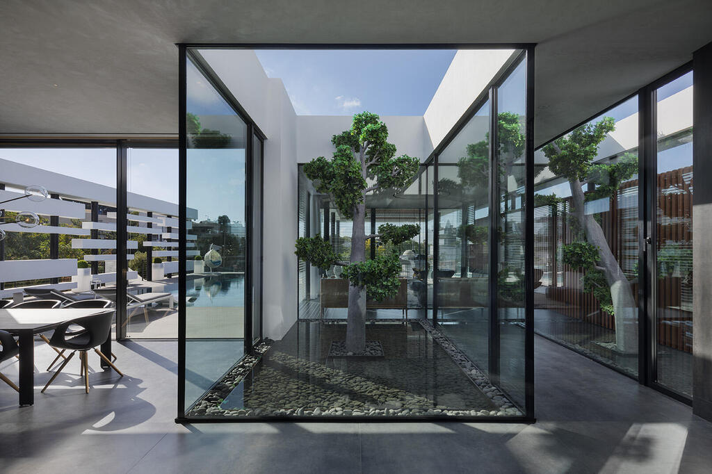 תכנון ועיצוב: דן והילה ישראלביץ