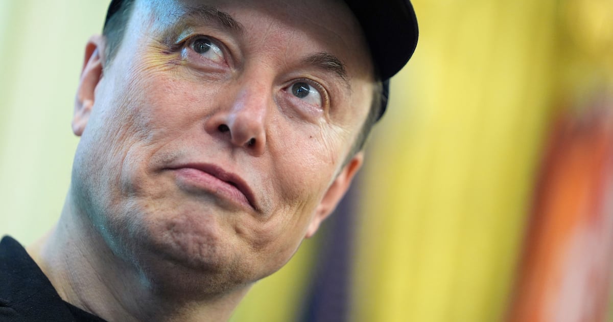 Elon Musk asks followers whether he should buy Ryanair – The Irish Times