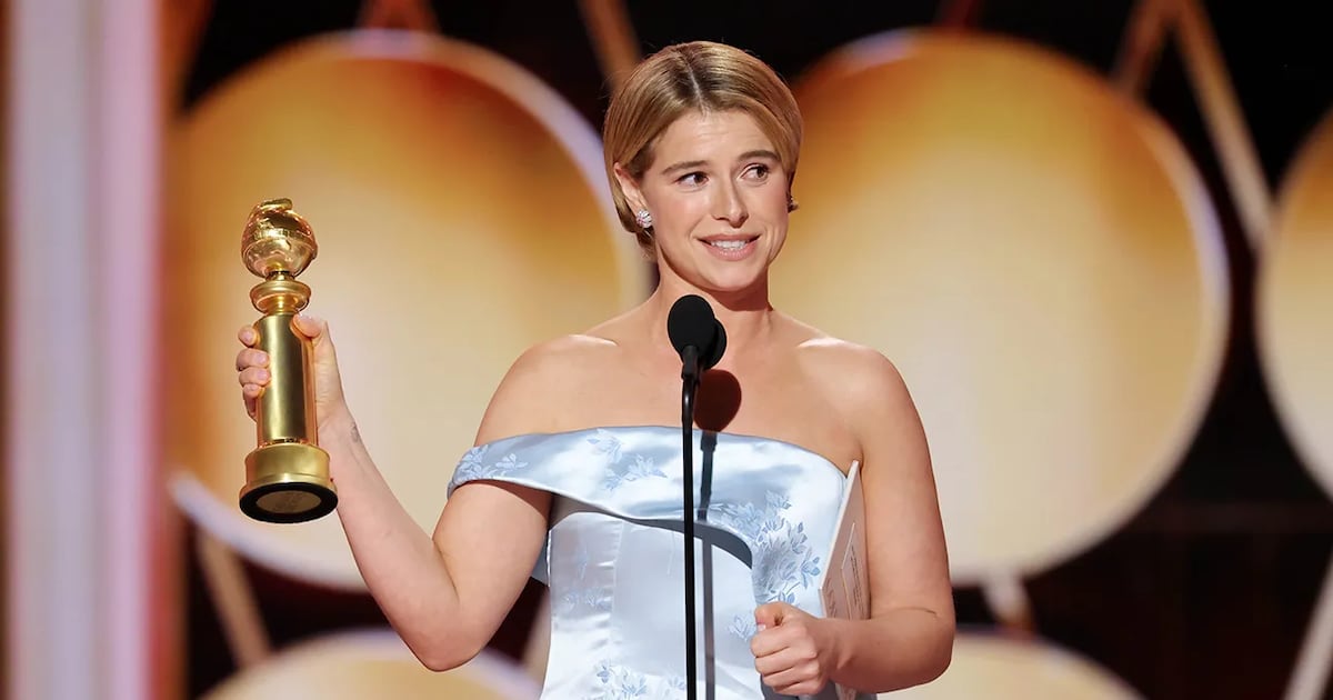 Jessie Buckley wins Golden Globe for Hamnet – The Irish Times