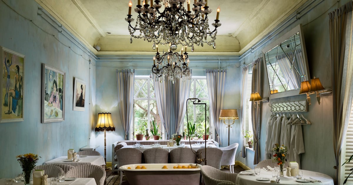 What’s the best meal Daniel McLaughlin can get for €120 in Ukraine? – The Irish Times