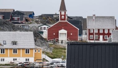 Trump threatens to acquire Greenland ‘whether they like it or not’ – The Irish Times