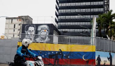 Venezuelan oil industry: world's largest reserves, decaying infrastructure