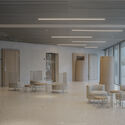 Raiffeisen Bank, Savosa / celoria Architects - Interior Photography, Lighting, Chair, Glass