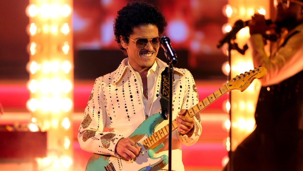 Bruno Mars Announces New Album 'The Romantic,' Preps Single for Friday