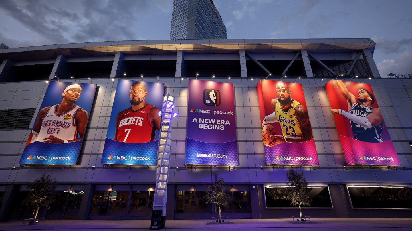 Peacock Posts $552 Million Loss, Subscribers Rise 44 Million