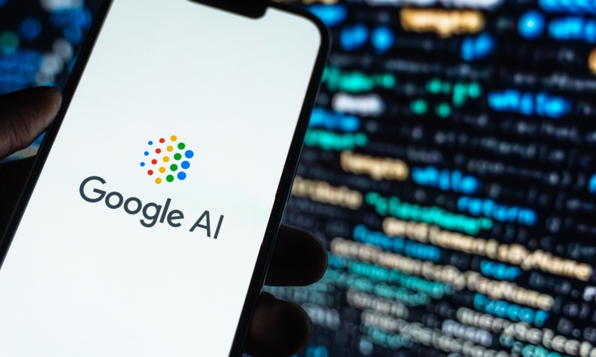 Google Pushes AI Onto Devices