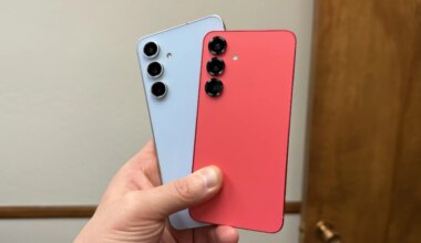 S24FE and S25 in and blue and red.