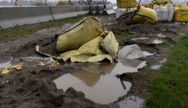 Flood defences for one of Ireland’s most at-risk areas now not expected until 2033 – The Irish Times