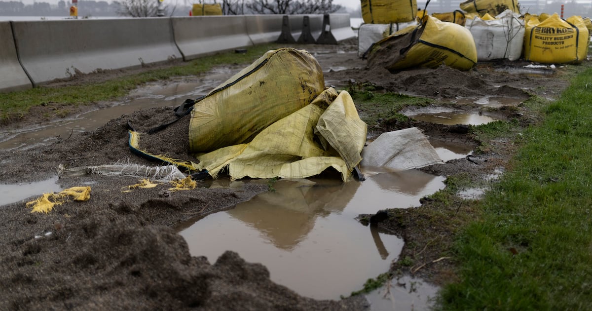 Flood defences for one of Ireland’s most at-risk areas now not expected until 2033 – The Irish Times