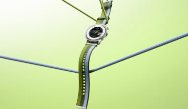 OPPO Watch S is Now Available Globally With Great Outdoor Visibility