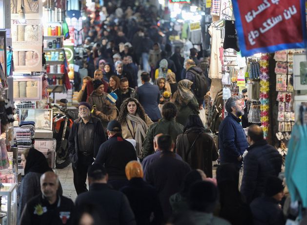 US tells UN all options on table, Iran warns it will respond to any aggression