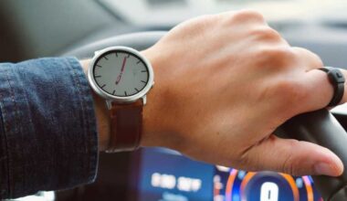 Pebble Round 2 silver