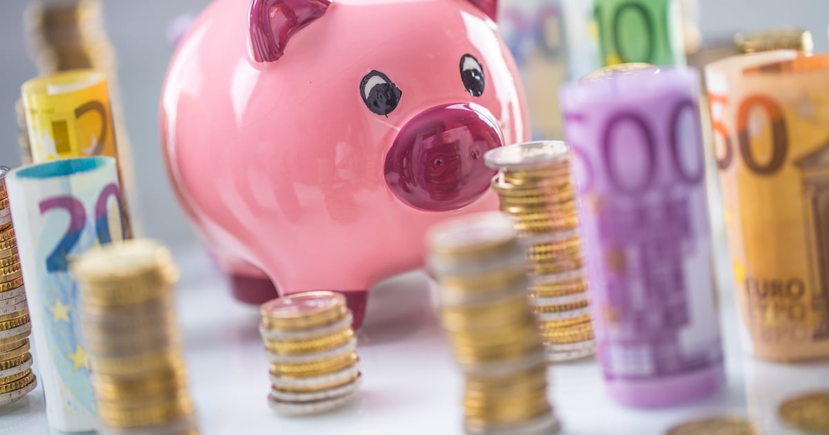 Households tightened purse strings in third quarter of last year – The Irish Times