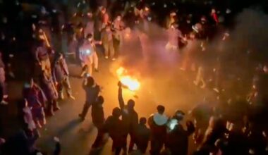 Iran threatens retaliation if US carries out attack to protect protesters – The Irish Times