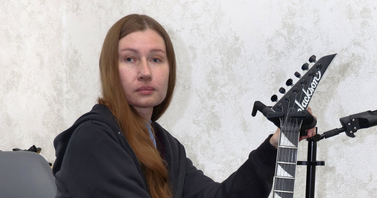 Irish citizen detained in Russia since August after ‘anti-Russian’ messages found on phone – The Irish Times