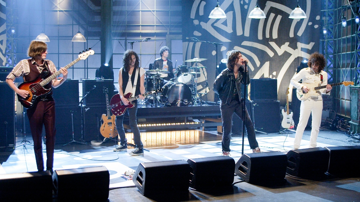 3 of the Best Rock Subgenres to Come Out of the 1990s (And Yes, I Included the Divisive One)