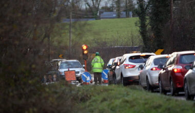 Motorists facing up to 30 minute delays on Letterkenny-Ballybofey road