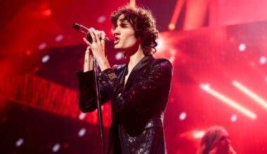 Sombr Covers Phoebe Bridgers 'Motion Sickness' for BBC Radio 1 Session