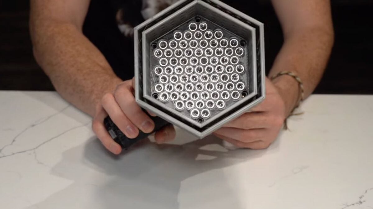 Pew! Pew! YouTuber Builds Sound Laser That Works as 'Invisible Speaker'