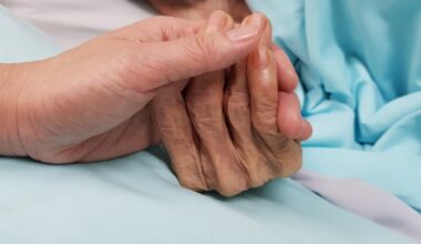 Services for those close to death ‘overstretched’, says hospice foundation – The Irish Times
