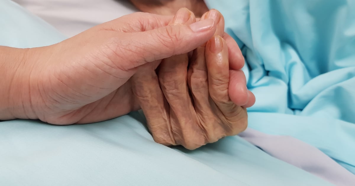 Services for those close to death ‘overstretched’, says hospice foundation – The Irish Times