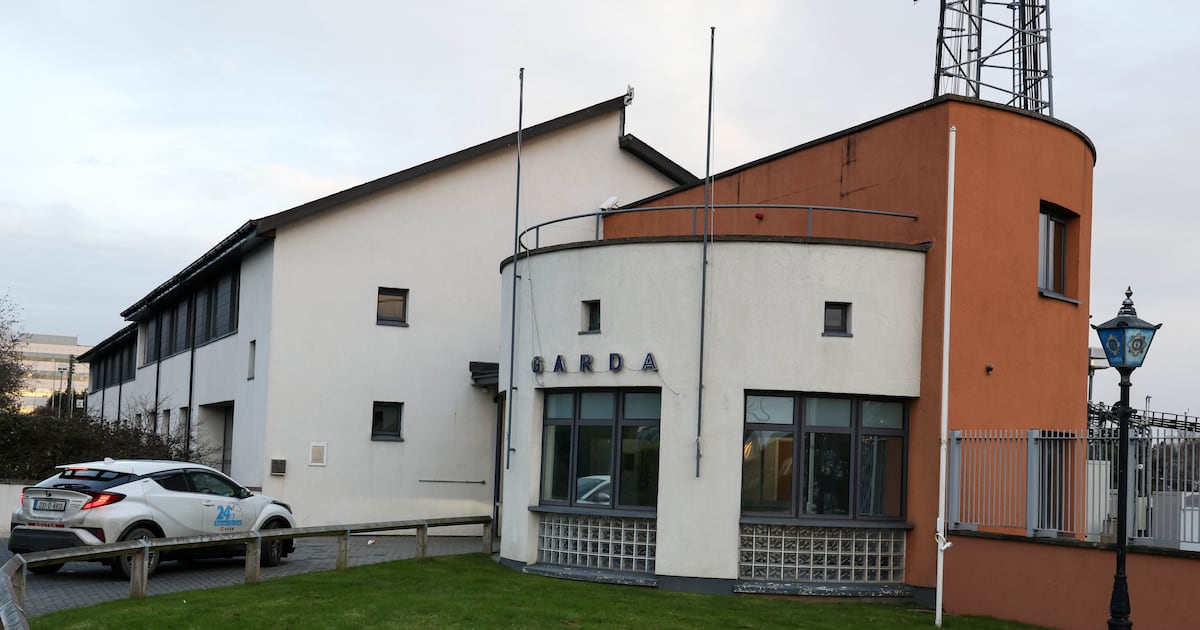Man arrested after making threats at Blanchardstown Garda station – The Irish Times