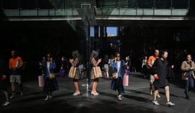 Australia's hotter Q4 core inflation fuels bets for rate hike next week