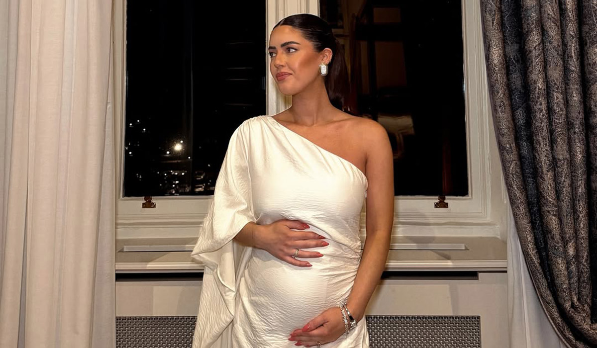 Bonnie Ryan shows off her bump as family sticks to tradition on New Year's Eve