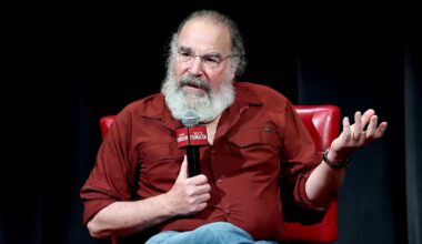 Elmo in Grouchland Sent Mandy Patinkin to Therapy