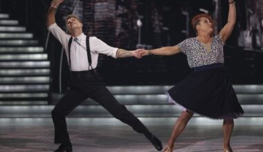 ‘I just love to mammy people’ – Niamh Kavanagh enjoying being the matriarch of the Dancing with the Stars cast