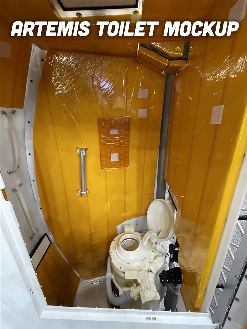 Cs Artemis Toilet Mock