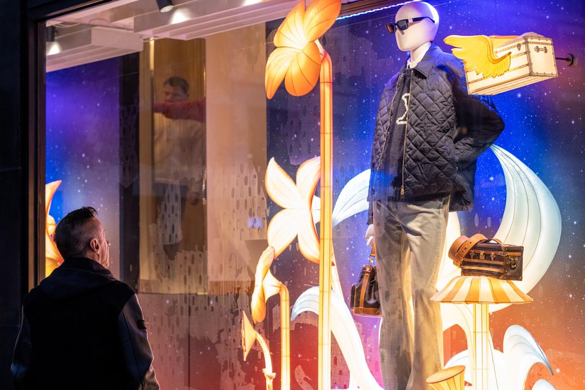 CEOs Wary of a Jittery US Consumer as Global Tensions Intensify