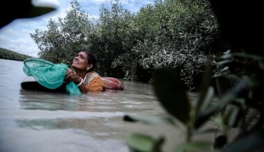 Are Women More at Risk?