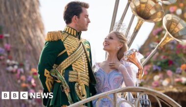 Wicked's Ariana Grande and Jonathan Bailey set for stage reunion