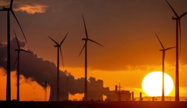 Fossil fuels are doomed – and Trump can’t save them