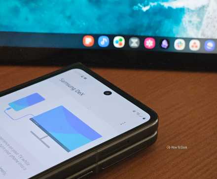 Galaxy Z Fold 5 launching Samsung DeX on a lapdock.