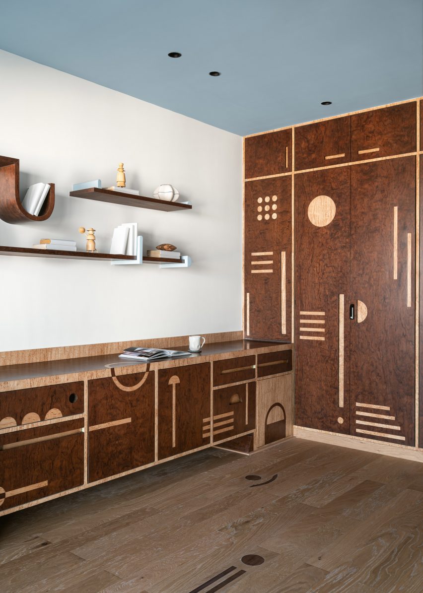 Gingham Dreams apartment in Mumbai by MuseLAB