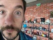 Selfies: Oppo Find X9 Pro - 21mm, f/2.0, ISO 500, 1/30s (4096x3072px) - Honor Magic8 Pro vs. Oppo Find X9 Pro vs. vivo X300 Pro