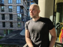 Portraits, main cameras, 1x: Honor Magic8 Pro - 23mm, f/1.6, ISO 50, 1/340s (4096x3072px) - Honor Magic8 Pro vs. Oppo Find X9 Pro vs. vivo X300 Pro