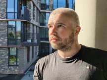 Portraits, main cameras, 2x: Honor Magic8 Pro - 46mm, f/1.6, ISO 50, 1/770s (4096x3072px) - Honor Magic8 Pro vs. Oppo Find X9 Pro vs. vivo X300 Pro