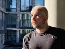 Portraits, telephoto cameras: vivo X300 Pro (3.5x) - 85mm, f/2.7, ISO 99, 1/100s (4080x3072px) - Honor Magic8 Pro vs. Oppo Find X9 Pro vs. vivo X300 Pro