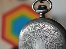 Closeups, telephoto cameras: Oppo Find X9 Pro (3x) - 70mm, f/2.1, ISO 800, 1/50s (4096x3072px) - Honor Magic8 Pro vs. Oppo Find X9 Pro vs. vivo X300 Pro