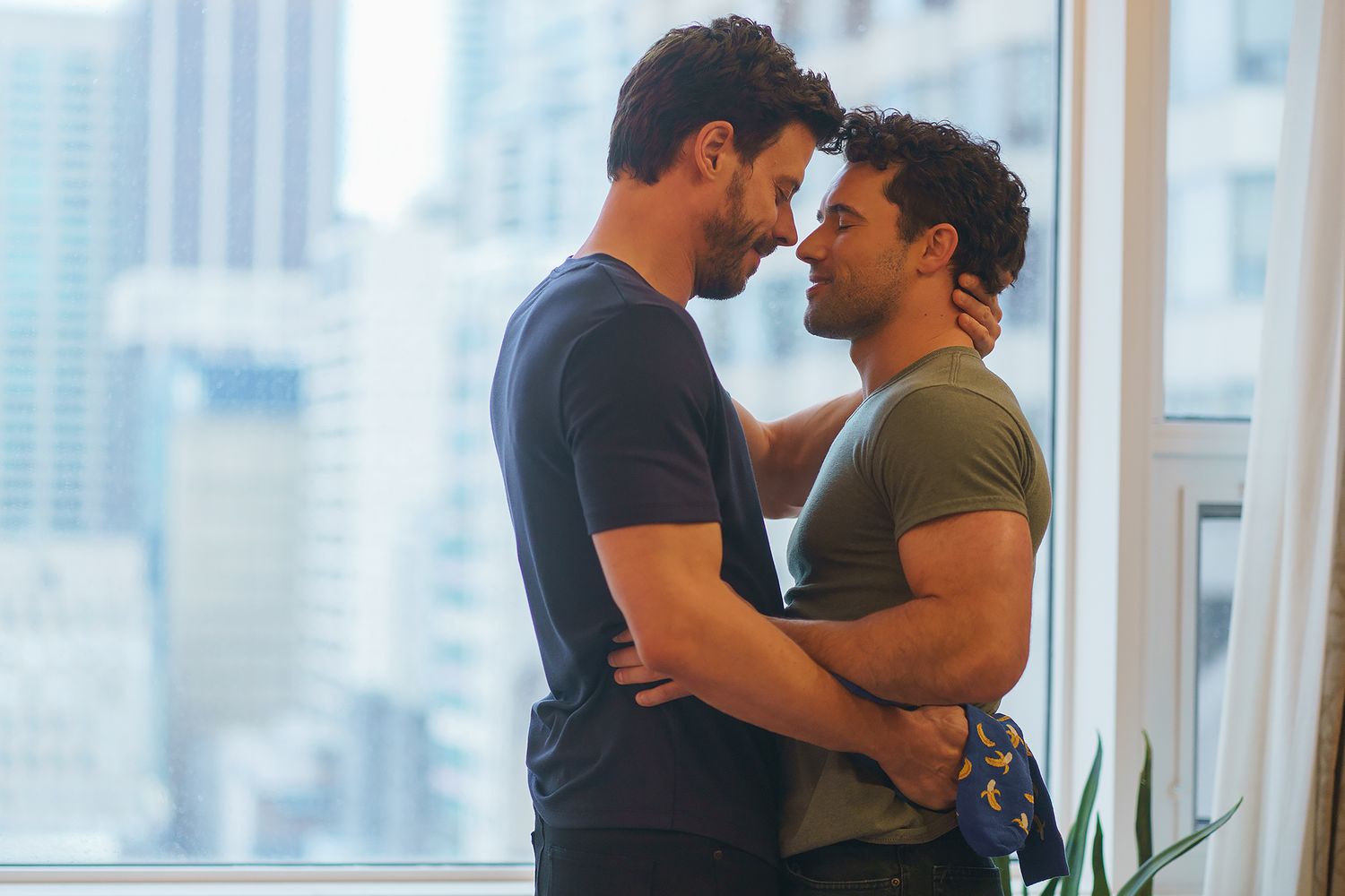 'Heated Rivalry' star reveals major mistake in his big episode 6 scene