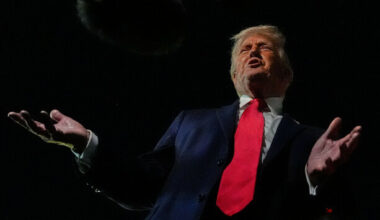 Trump says Europe won't 'push back too much' on his Greenland bid as he agrees to talks in Davos - The Journal