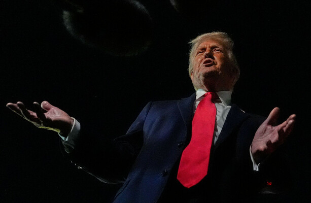 Trump says Europe won't 'push back too much' on his Greenland bid as he agrees to talks in Davos - The Journal